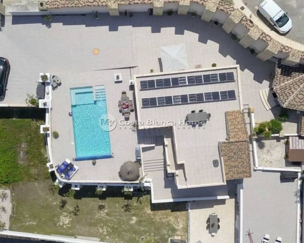 6 camera da letto Villa in vendita in Ciudad Quesada, Rojales con piscina - 685.000 € (Rif: 9420603)