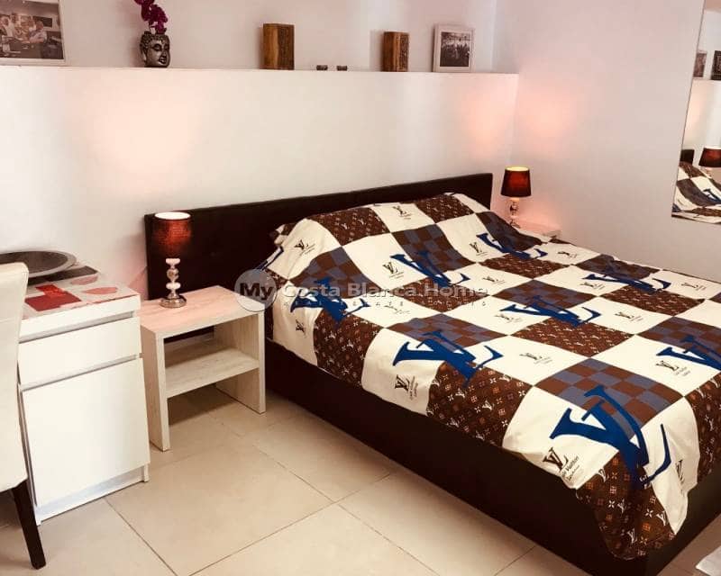 6 bedroom Villa for sale in Ciudad Quesada with pool - € 685,000 (Ref: 9420603)