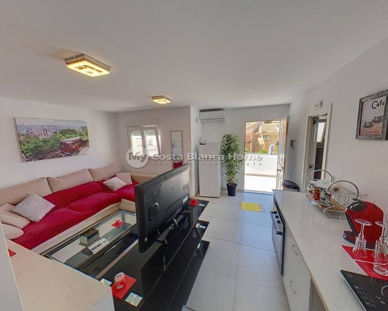 6 bedroom Villa for sale in Ciudad Quesada with pool - € 685,000 (Ref: 9420603)