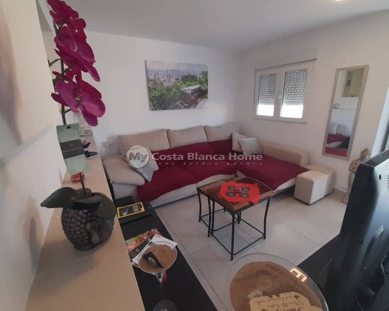 6 bedroom Villa for sale in Ciudad Quesada with pool - € 685,000 (Ref: 9420603)