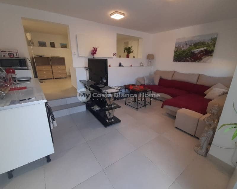 6 bedroom Villa for sale in Ciudad Quesada with pool - € 685,000 (Ref: 9420603)