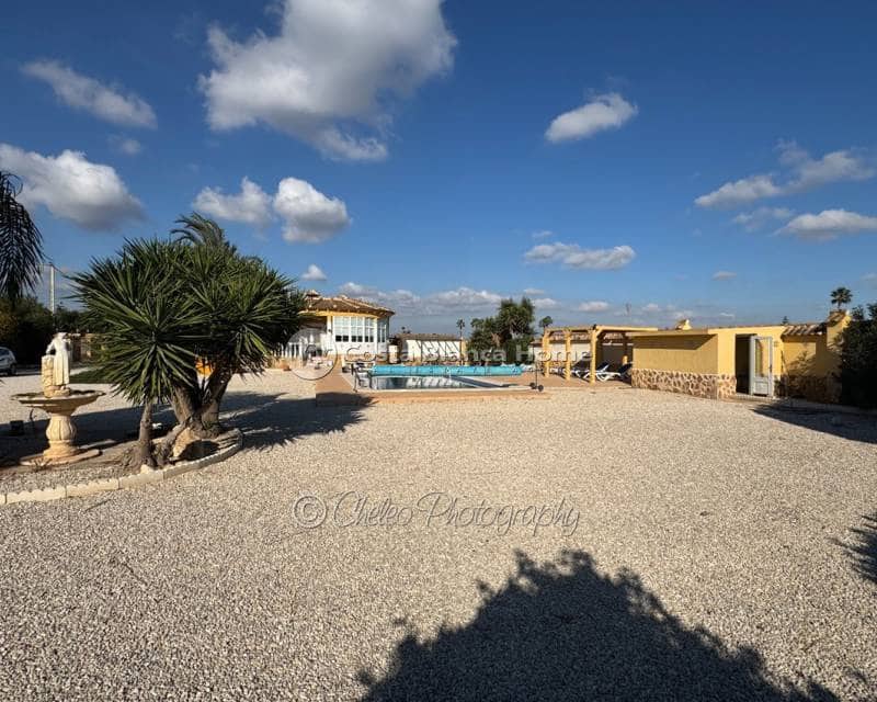 3 soverom Villa til salgs i Catral med svømmebasseng - € 369 000 (Ref: 9450003)