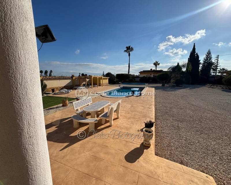 3 soverom Villa til salgs i Catral med svømmebasseng - € 369 000 (Ref: 9450003)