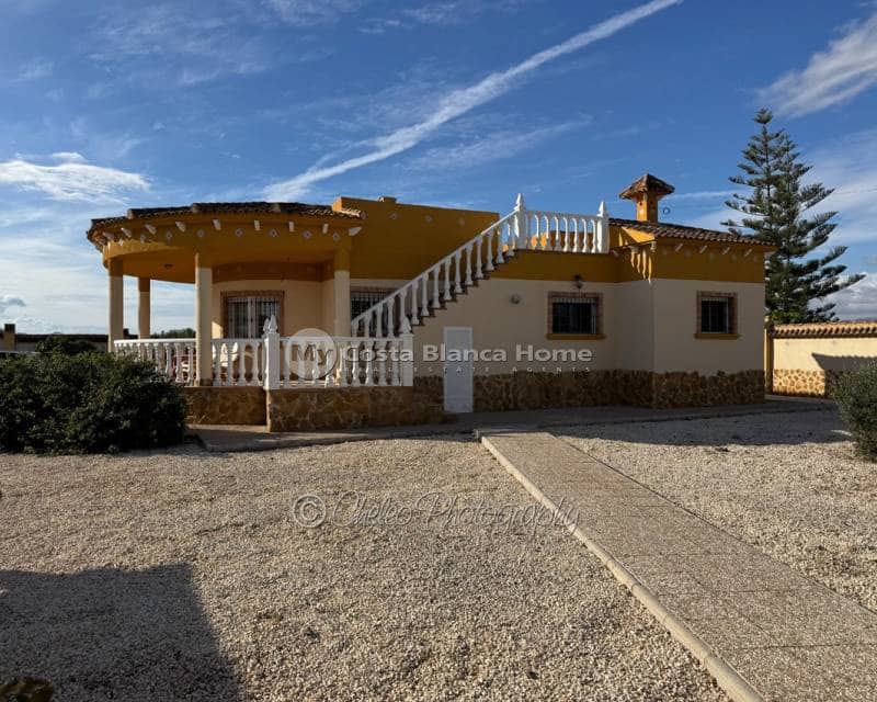 4 sypialnia Willa na sprzedaż w Catral z basenem - 385 000 € (Ref: 9452441)