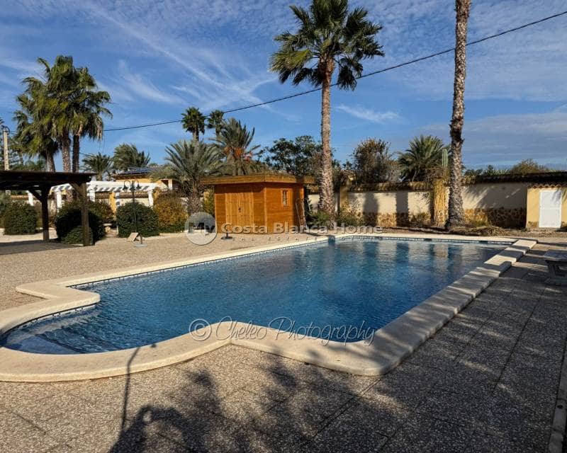 4 sypialnia Willa na sprzedaż w Catral z basenem - 385 000 € (Ref: 9452441)