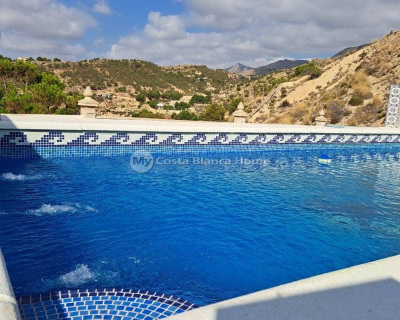 4 quarto Quinta/Casa Rural para venda em Crevillente / Crevillent com piscina garagem - 229 000 € (Ref: 9580108)