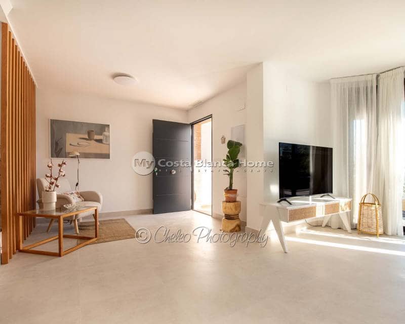 2 bedroom Apartment for sale in Cox with pool - € 209,000 (Ref: 9654234)
