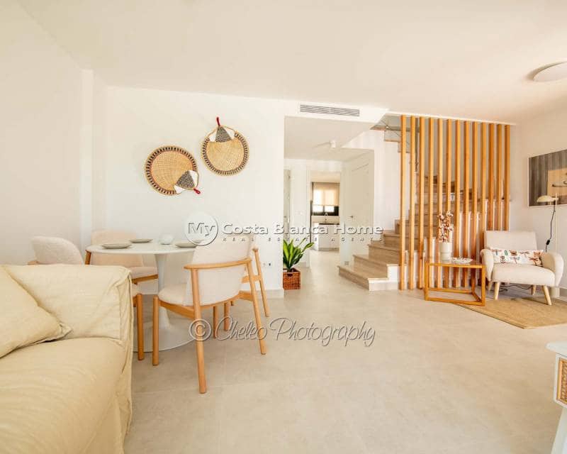 3 soverom Hus til salgs i Cox med svømmebasseng - € 255 000 (Ref: 9654235)