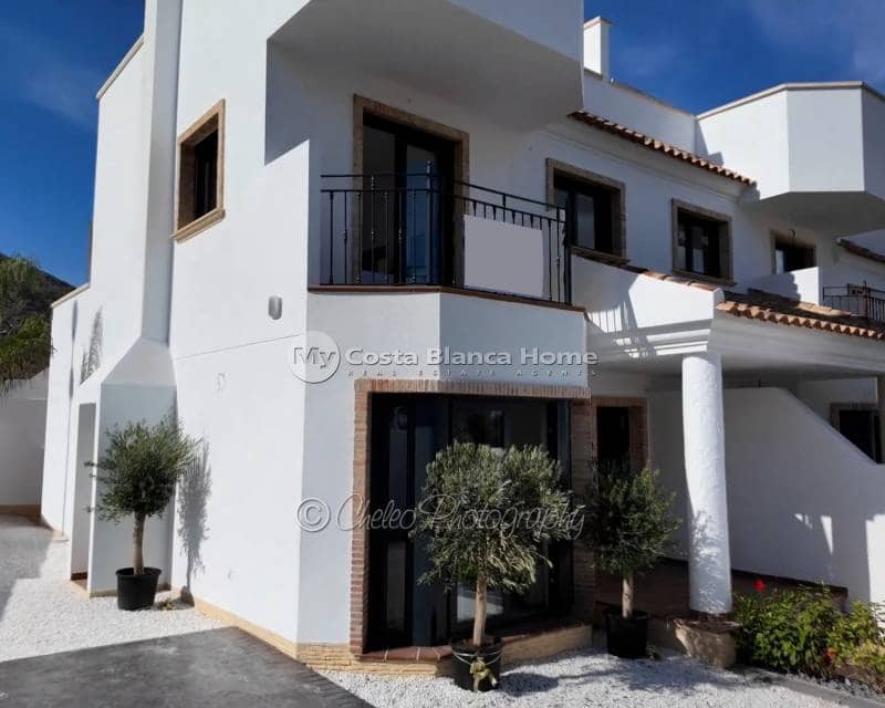 3 soverom Hus til salgs i Cox med svømmebasseng - € 255 000 (Ref: 9654235)