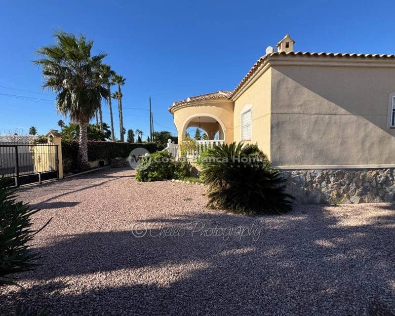 3 chambre Villa/Maison à vendre à Catral avec piscine - 310 000 € (Ref: 9696691)