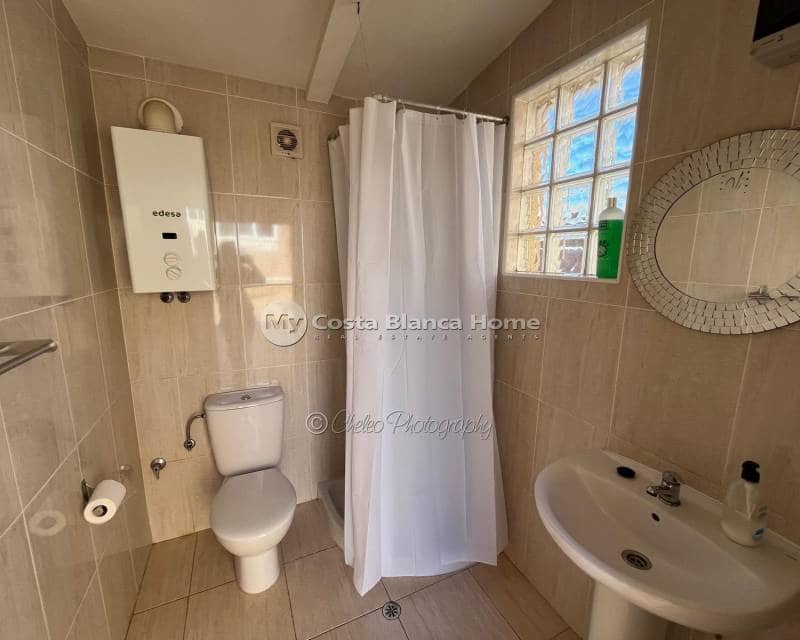 5 soveværelse Villa til salg i Catral med swimmingpool - € 449.995 (Ref: 9699859)