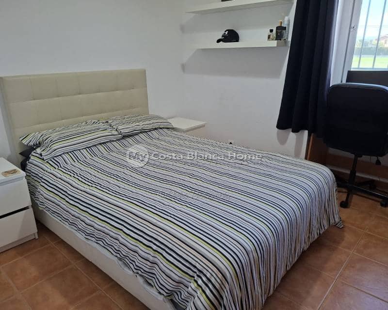 5 soveværelse Villa til salg i Catral med swimmingpool - € 449.995 (Ref: 9699859)