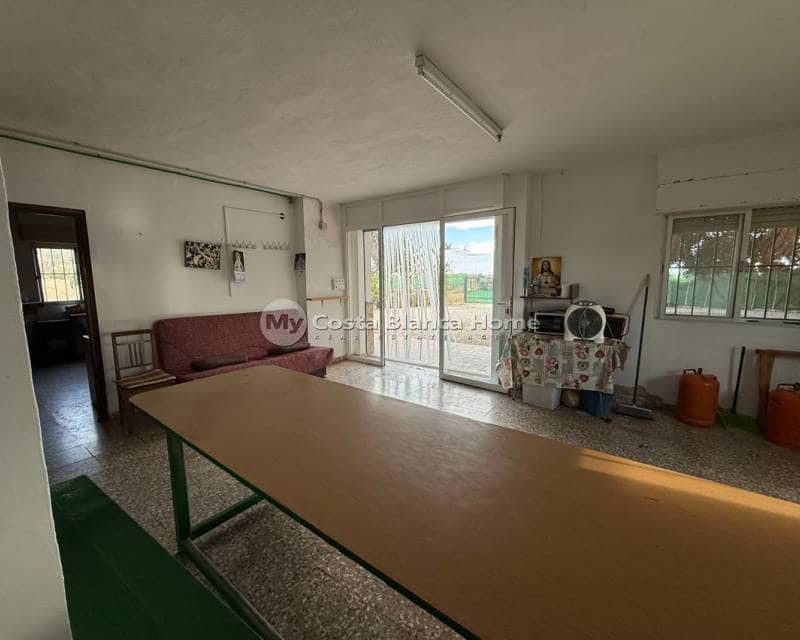 5 bedroom Finca/Country House for sale in Crevillente / Crevillent with garage - € 210,000 (Ref: 9713895)