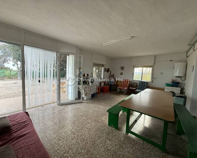 5 bedroom Finca/Country House for sale in Crevillente / Crevillent with garage - € 210,000 (Ref: 9713895)
