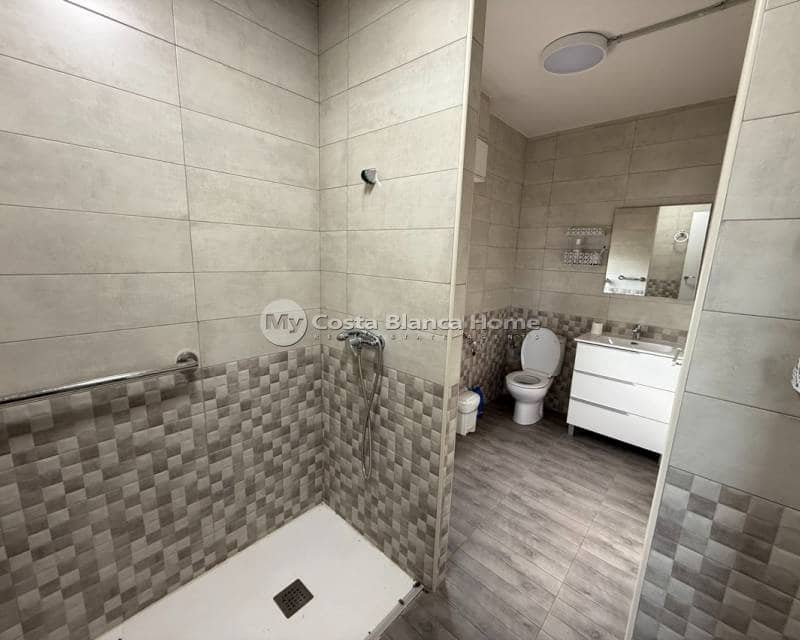 5 bedroom Finca/Country House for sale in Crevillente / Crevillent with garage - € 210,000 (Ref: 9713895)