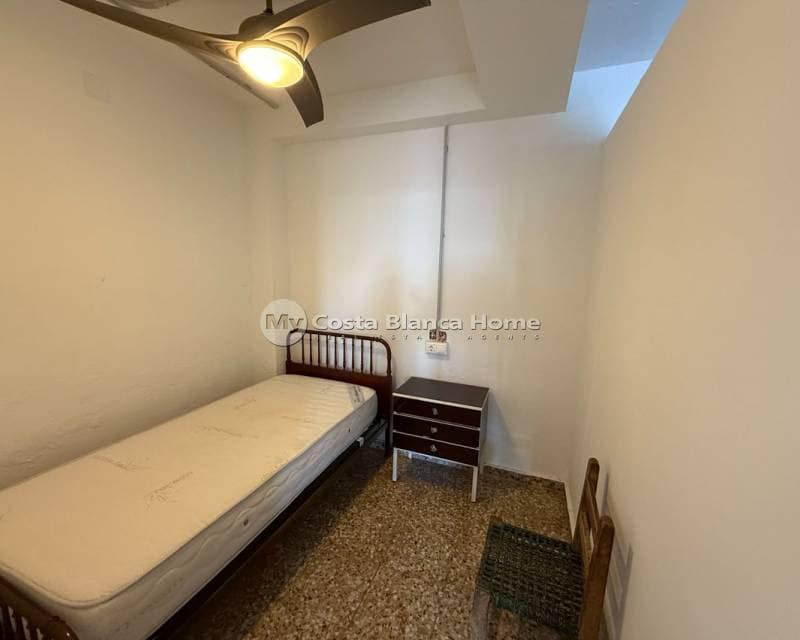 5 bedroom Finca/Country House for sale in Crevillente / Crevillent with garage - € 210,000 (Ref: 9713895)