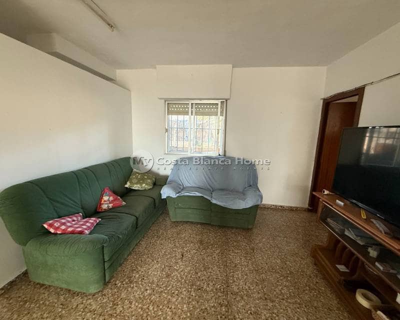 5 bedroom Finca/Country House for sale in Crevillente / Crevillent with garage - € 210,000 (Ref: 9713895)