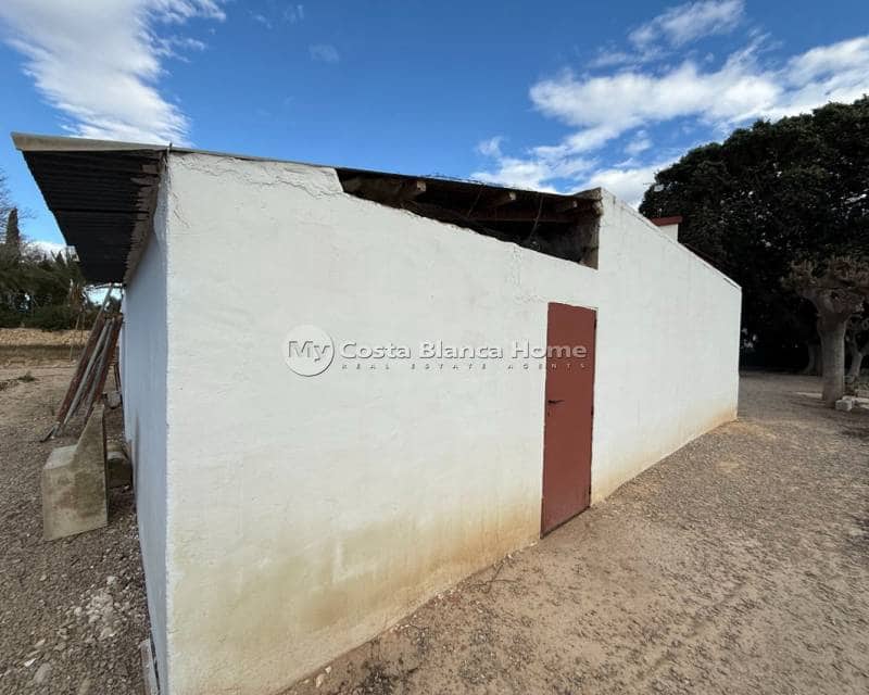 5 bedroom Finca/Country House for sale in Crevillente / Crevillent with garage - € 210,000 (Ref: 9713895)