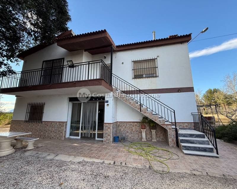 5 bedroom Finca/Country House for sale in Crevillente / Crevillent with garage - € 210,000 (Ref: 9713895)