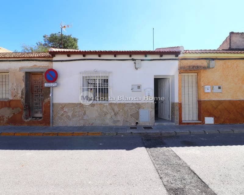 2 bedroom Bungalow for sale in Benijofar with pool - € 199,950 (Ref: 9739283)