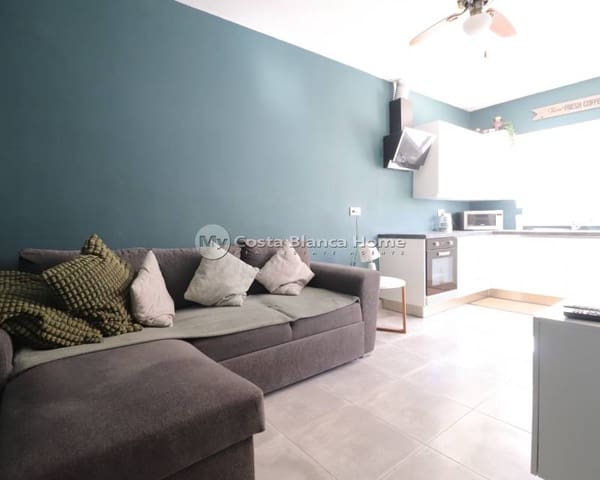 2 bedroom Bungalow for sale in Benijófar with pool - € 199,950 (Ref: 9739283)