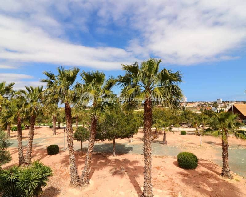 3 bedroom Semi-detached Villa for sale in Algorfa with pool - € 179,950 (Ref: 9739284)