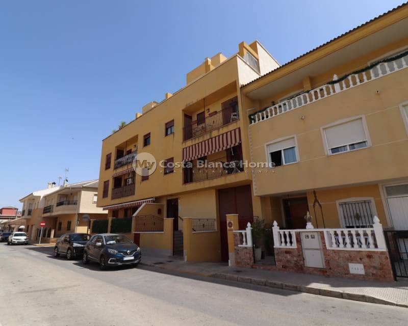 2 bedroom Apartment for sale in Formentera del Segura with pool - € 149,900 (Ref: 9752569)