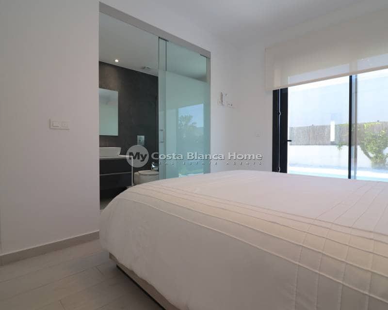 3 sypialnia Willa na sprzedaż w Algorfa z basenem - 619 950 € (Ref: 9752570)