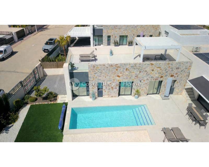 3 sypialnia Willa na sprzedaż w Algorfa z basenem - 619 950 € (Ref: 9752570)