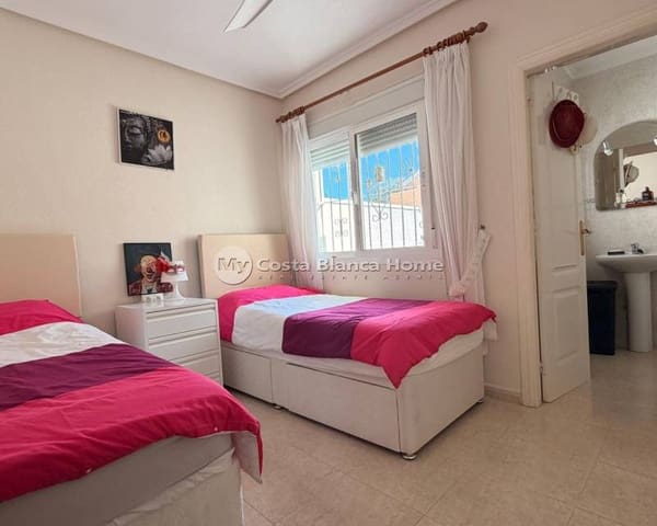 2 soverom Kjedet enebolig til salgs i Ciudad Quesada, Rojales med svømmebasseng - € 229 900 (Ref: 9756750)