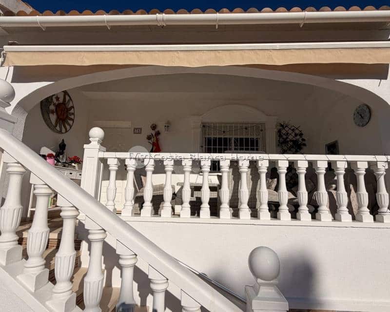 2 soverom Kjedet enebolig til salgs i Ciudad Quesada med svømmebasseng - € 229 900 (Ref: 9756750)