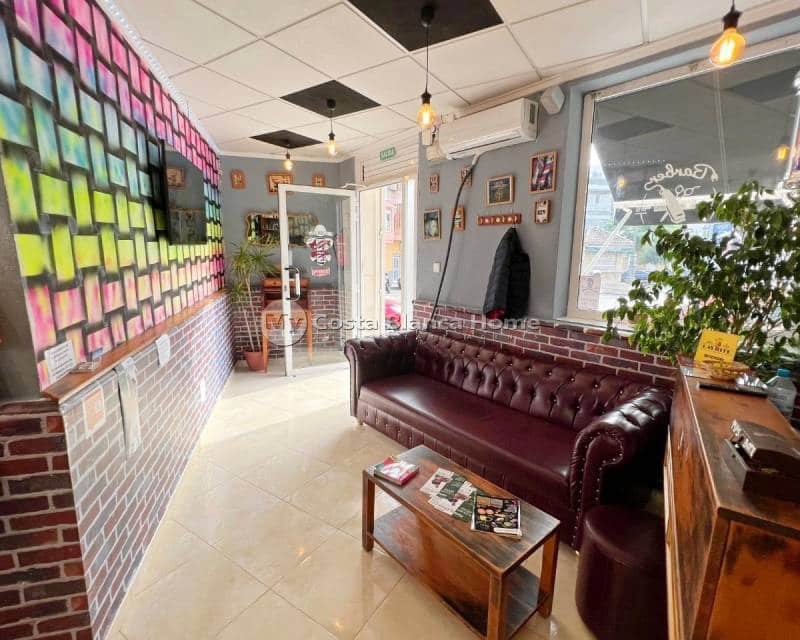 Commercial for sale in Guardamar del Segura with pool - € 99,000 (Ref: 9756752)