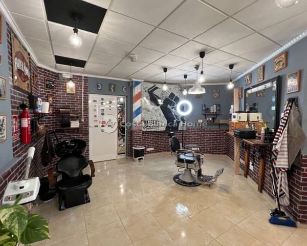 Commercial for sale in Zona Pueblo, Guardamar del Segura with pool - € 99,000 (Ref: 9756752)