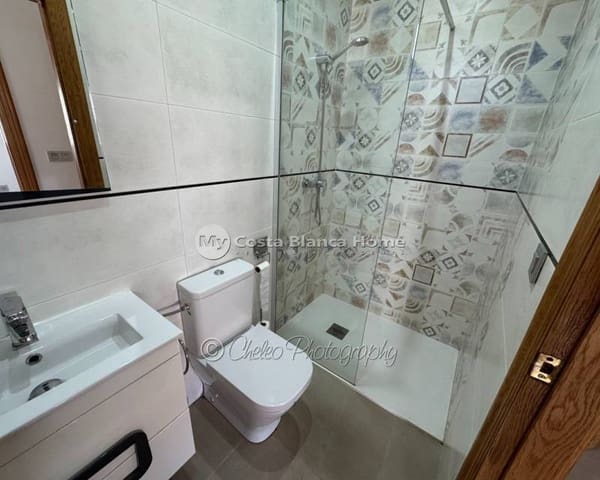 2 soveværelse Byhus til salg i Catral - € 119.995 (Ref: 9757811)