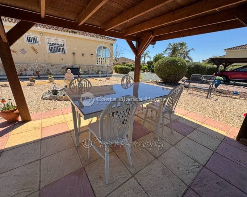 3 sypialnia Willa na sprzedaż w Catral z basenem - 379 995 € (Ref: 9778463)