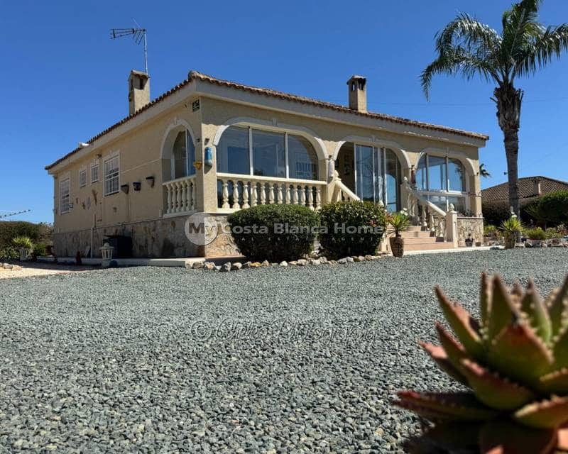 3 sypialnia Willa na sprzedaż w Catral z basenem - 379 995 € (Ref: 9778463)