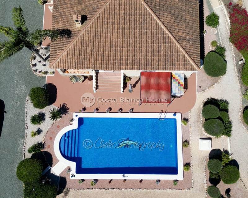 3 sypialnia Willa na sprzedaż w Catral z basenem - 379 995 € (Ref: 9778463)