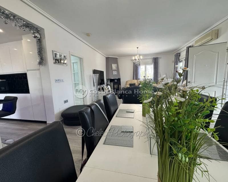 3 soverom Villa til salgs i Benejuzar med svømmebasseng garasje - € 625 000 (Ref: 9805595)