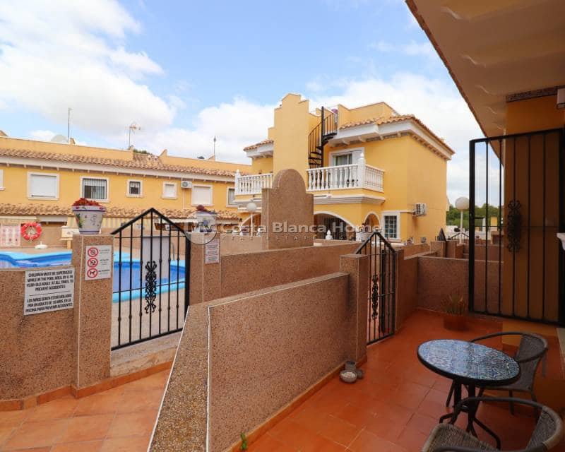 Casa de 2 habitaciones en Algorfa en venta con piscina - 174.950 € (Ref: 9820889)
