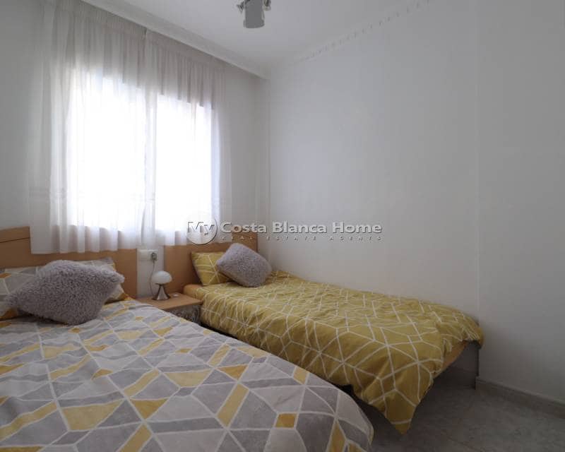 Casa de 2 habitaciones en Algorfa en venta con piscina - 174.950 € (Ref: 9820889)