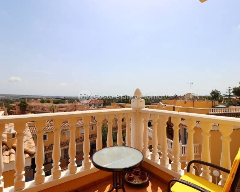 Casa de 2 habitaciones en Algorfa en venta con piscina - 174.950 € (Ref: 9820889)
