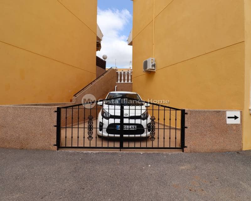 Casa de 2 habitaciones en Algorfa en venta con piscina - 174.950 € (Ref: 9820889)