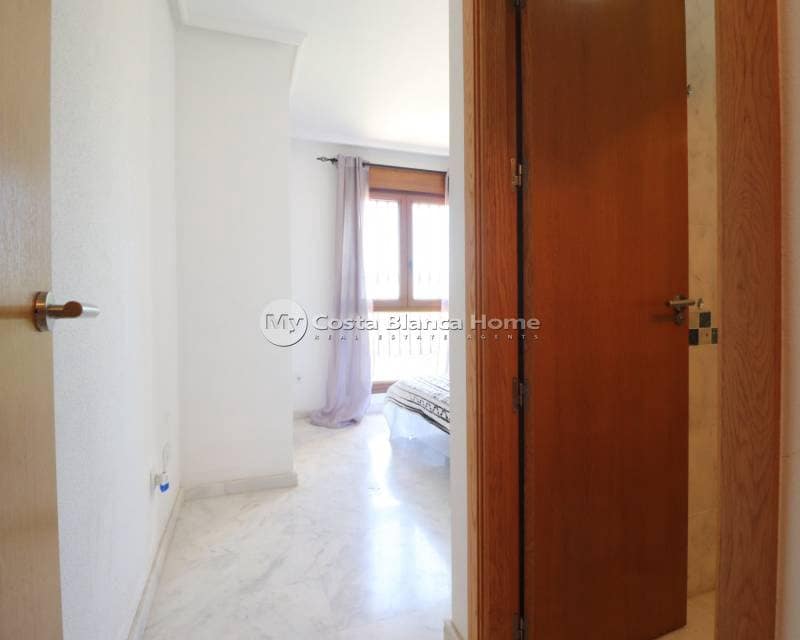 2 bedroom Bungalow for sale in Algorfa with pool - € 229,850 (Ref: 9820890)