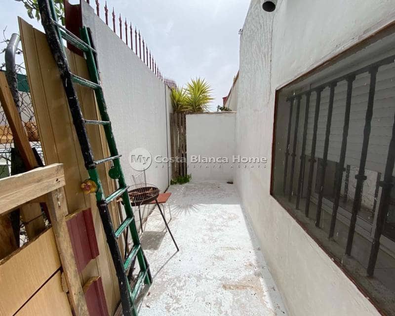 3 quarto Casa em Banda para venda em Catral com garagem - 99 950 € (Ref: 9827956)