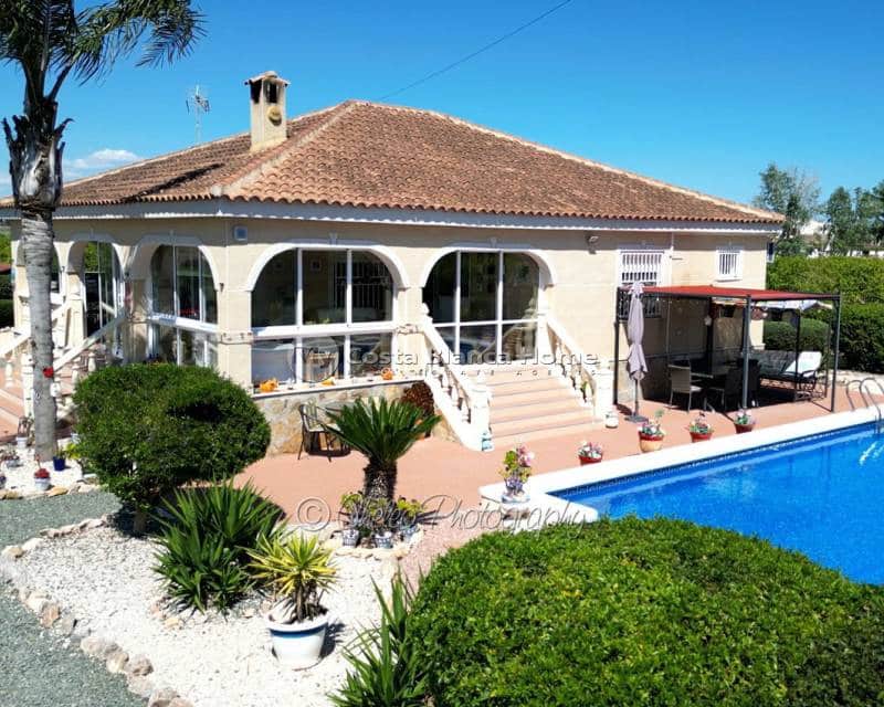 3 camera da letto Finca/Casa di Campagna in vendita in Catral con piscina - 379.995 € (Rif: 9832332)