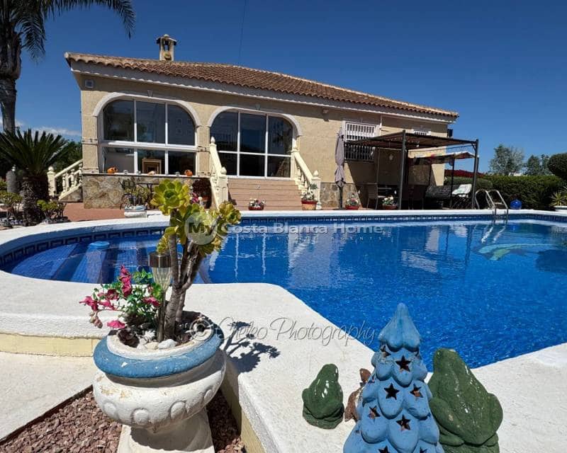 3 camera da letto Finca/Casa di Campagna in vendita in Catral con piscina - 379.995 € (Rif: 9832332)