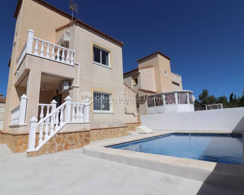 3 sypialnia Willa na sprzedaż w San Miguel de Salinas z basenem - 259 950 € (Ref: 9844246)