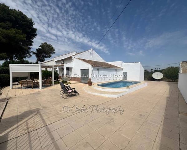 3 slaapkamer Finca/Landhuis te koop in Catral met zwembad - € 269.995 (Ref: 9958844)