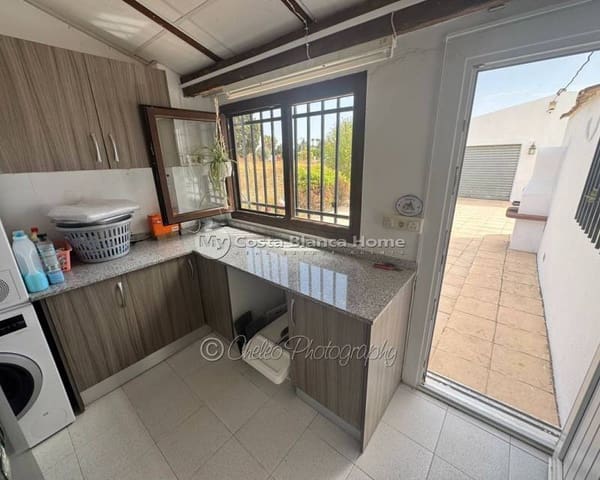 3 slaapkamer Finca/Landhuis te koop in Catral met zwembad - € 269.995 (Ref: 9958844)