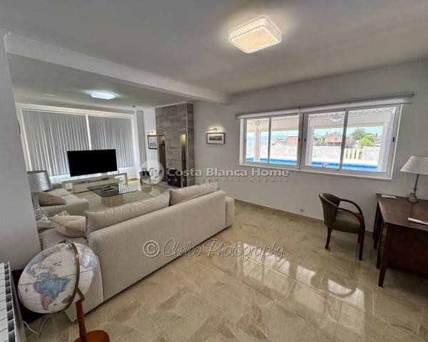 5 slaapkamer Finca/Landhuis te koop in Albatera met zwembad - € 560.000 (Ref: 9961210)